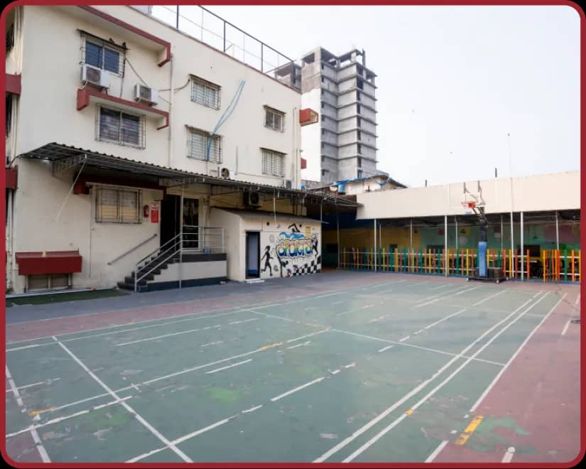 Kurla has a lush, green campus.