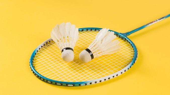 Right Badminton Racket