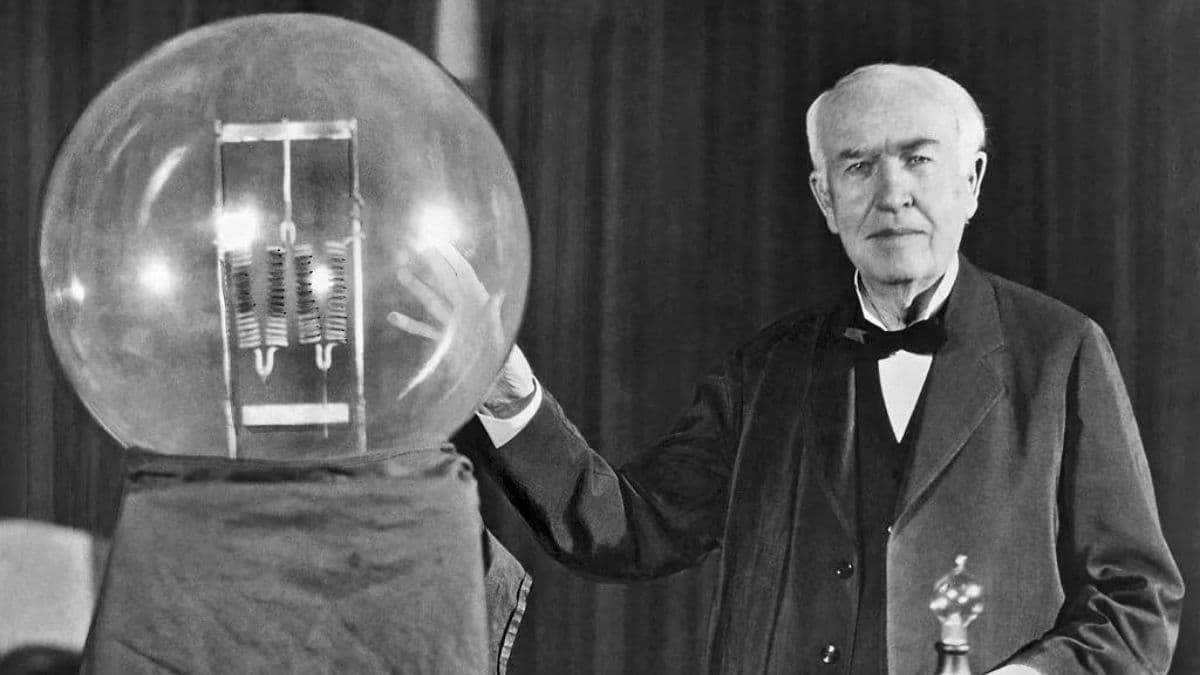 Thomas Alva Edison: The Wizard of Inventions Thomas Alva Edison: The Wizard of Inventions