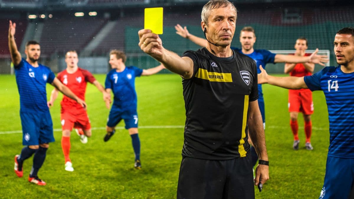 10 Rules and Regulation of Playing Football 10 Rules of Football