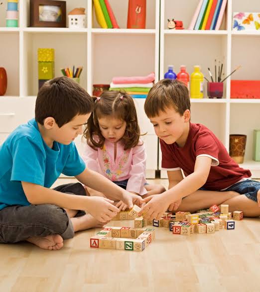 Interesting Indoor Games You Can Play at Home Children